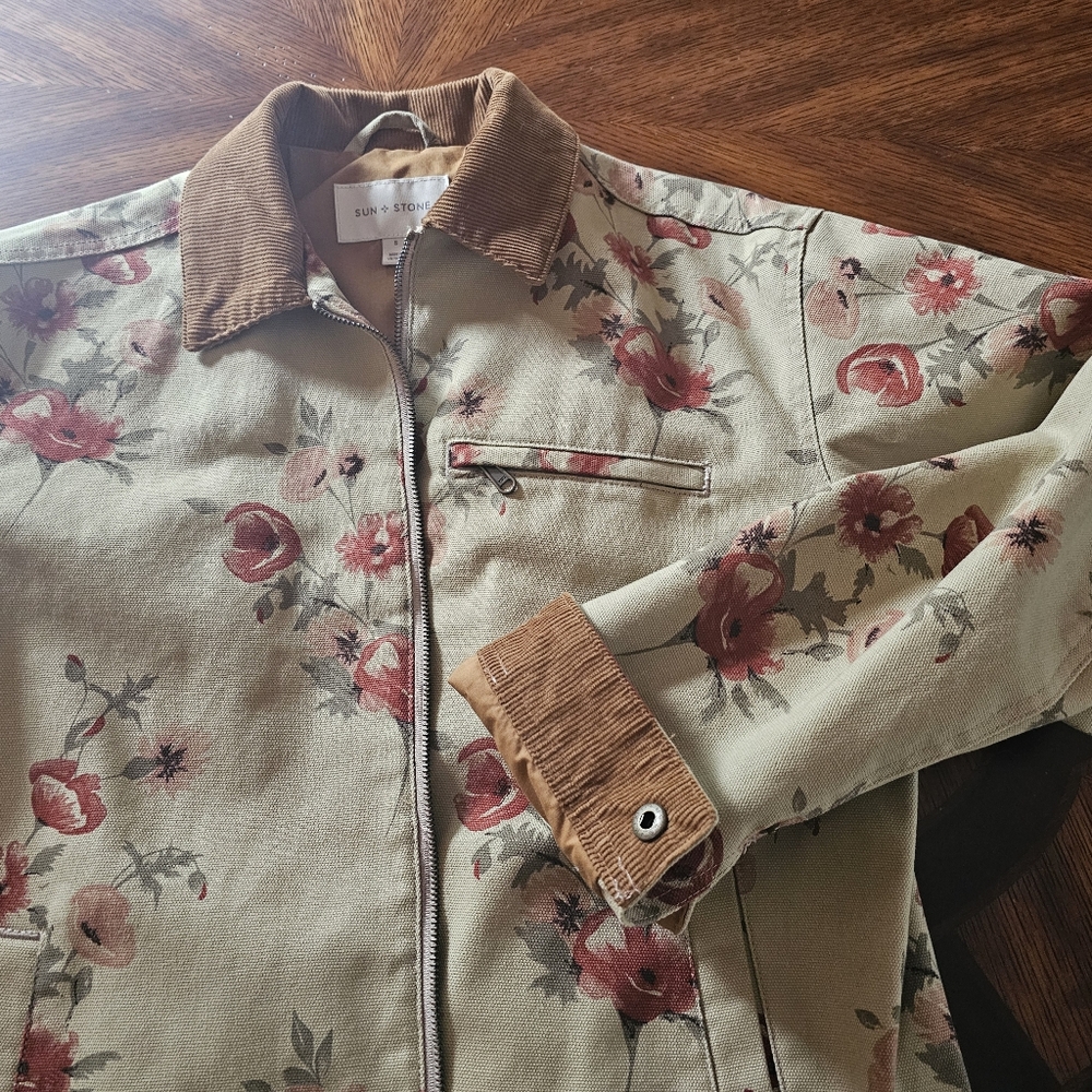 Sun + Stone Men's Tan Canvas Red Floral Print Jacket Corduroy Collar Size Small - Picture 4 of 11